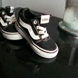 Toddler low top Vans